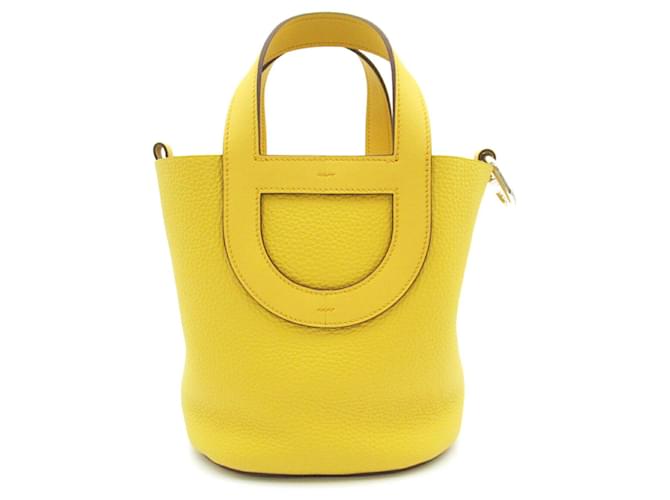 Hermès Sac à main Hermes In the Loop 18 Cuir Jaune  ref.1524116