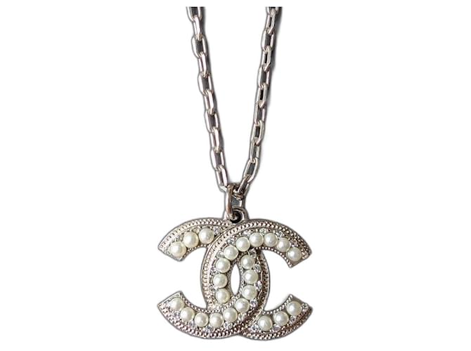 Chanel CC 18P Logo Pearl Crystal Classic SHW necklace box Silvery Metal  ref.1524196