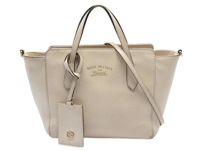 Gucci Swing Handbag in White Leather  ref.1525367