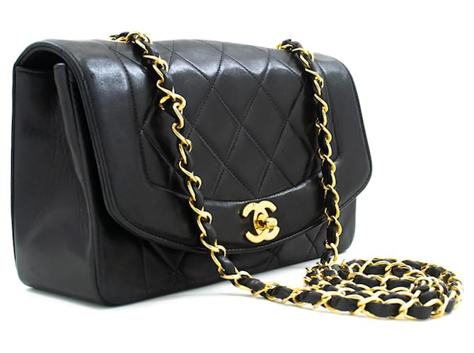 CHANEL Sac à bandoulière Diana Flap en cuir d'agneau matelassé noir  ref.1525832