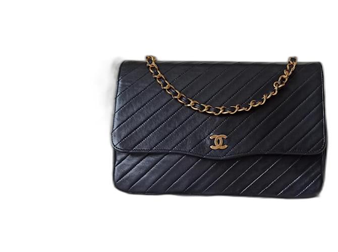 Chanel Sacs à main Cuir Noir  ref.1526037