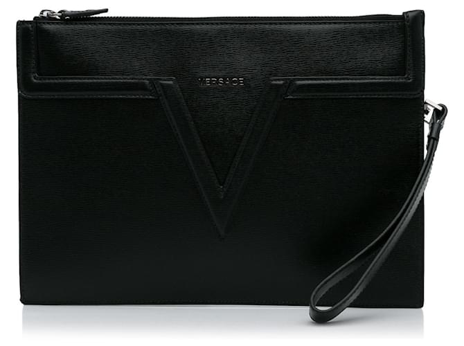 Clutch de couro preto com logo V da Versace  ref.1526620