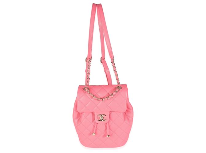 Sac à dos à cordon en caviar matelassé rose Chanel Cuir  ref.1526706