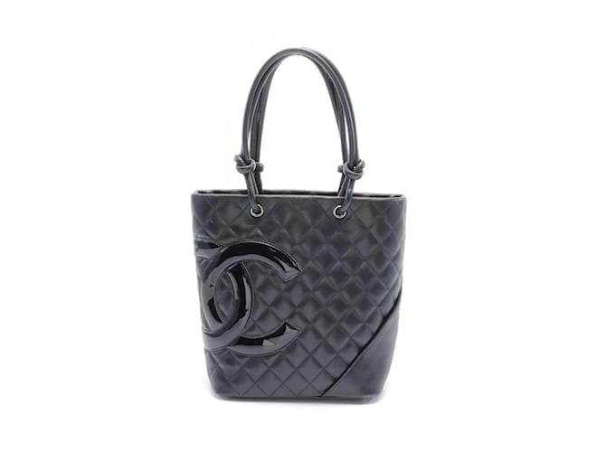 Sac tote moyen de la ligne Cambon de Chanel Cuir Cuir vernis Noir  ref.1526974