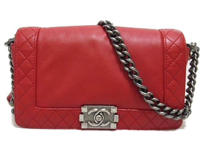 Le Boy Bolsa de ombro Chanel Boy com corrente Chanel Vermelho Couro  ref.1528480