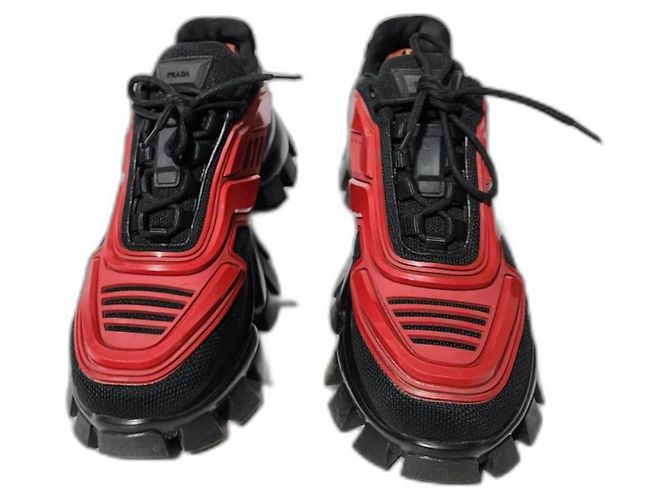 Baskets Prada Cloudbust Thunder Rouge et Noir Taille 41 