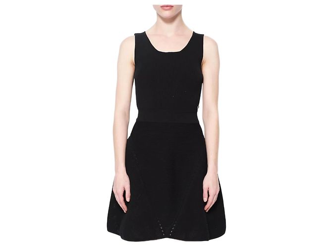 Cambon Chanel 2015 vestido negro básico