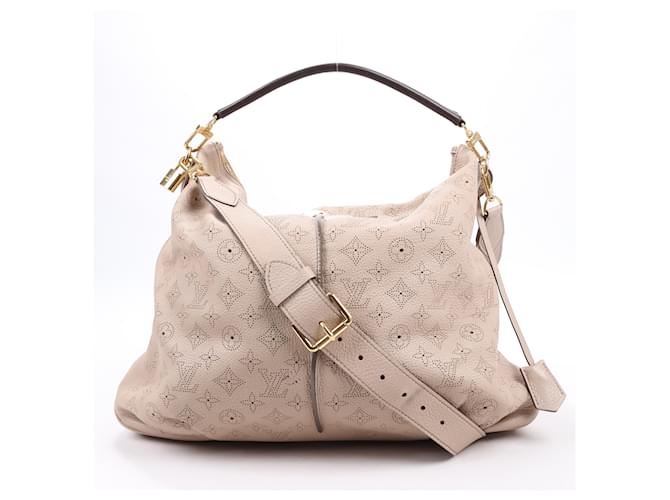 Sac à main Louis Vuitton Monogram Mahina en cuir Selene MM 2Way en sable M97141 Beige  ref.1533641