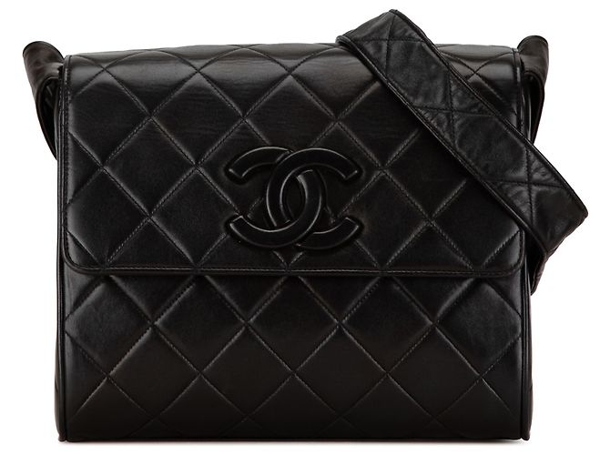 Chanel Schwarze CC aus gestepptem Lammleder