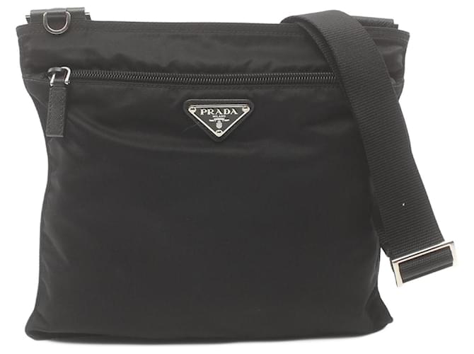 Bolso de hombro de nailon negro Prada Nylon  ref.1534695