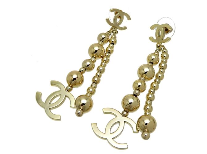 Boucles d'oreilles Chanel Coco Mark en chaîne à billes pour femmes Plaqué or  ref.1534879