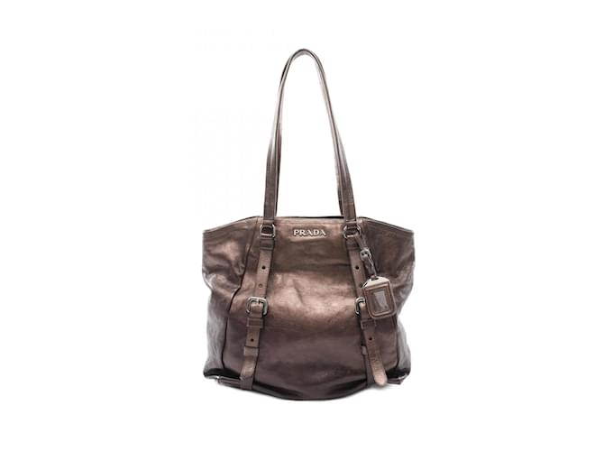 Tote Sac fourre-tout en cuir marron Prada  ref.1534957