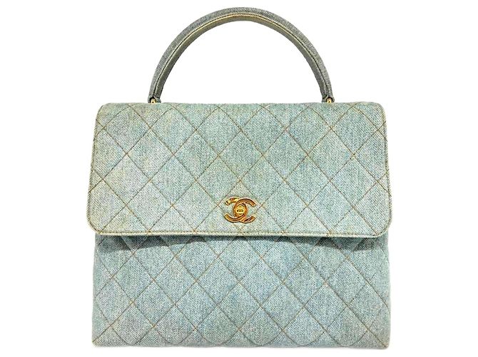 Borsa Chanel in denim e pelle blu indaco