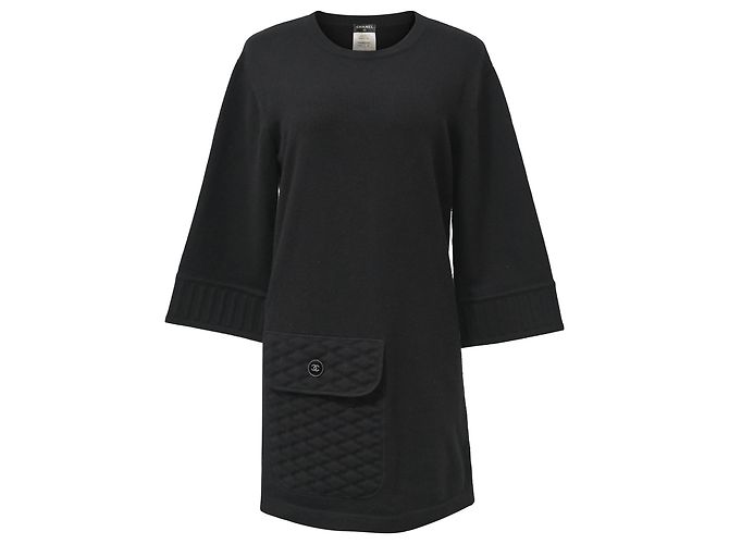 Timeless Chanel Mini Rundhalskleid aus schwarzer Kaschmir mit einer Tasche