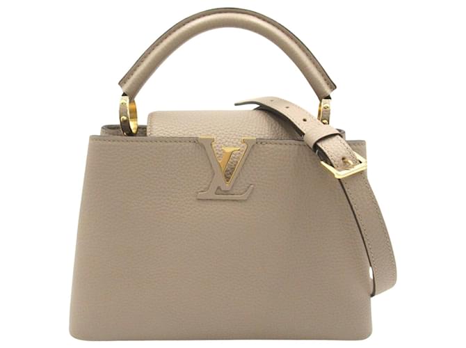 Louis Vuitton Capucines Beige Pelle  ref.1540774