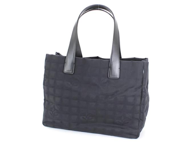 Chanel New Travel Line Tote MM schwarze Handtasche Nylon  ref.1543280