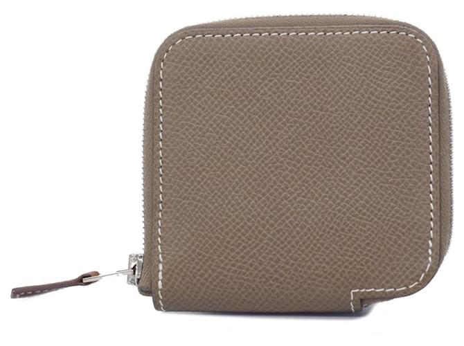 Azap Hermès Monedero de cuero Epsom de Hermes en gris Etoupe Gris pardo  ref.1544355