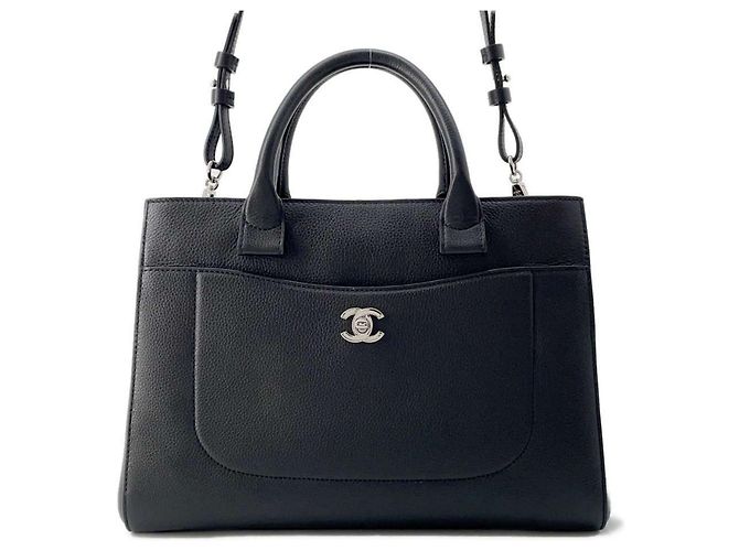 Bolsa Tote Neo Executive da Chanel Preto