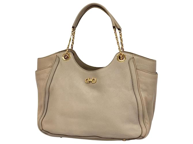 Gancini-Linie von Salvatore Ferragamo Beige Leder  ref.1545394