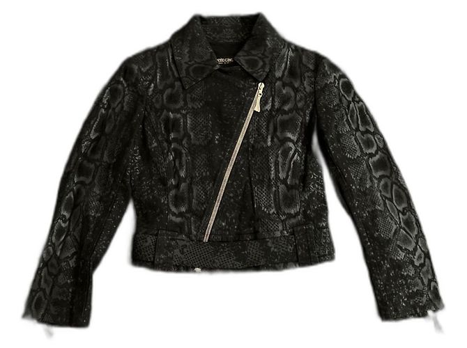 Chaqueta de python con cremallera asimétrica de Roberto Cavalli. Negro