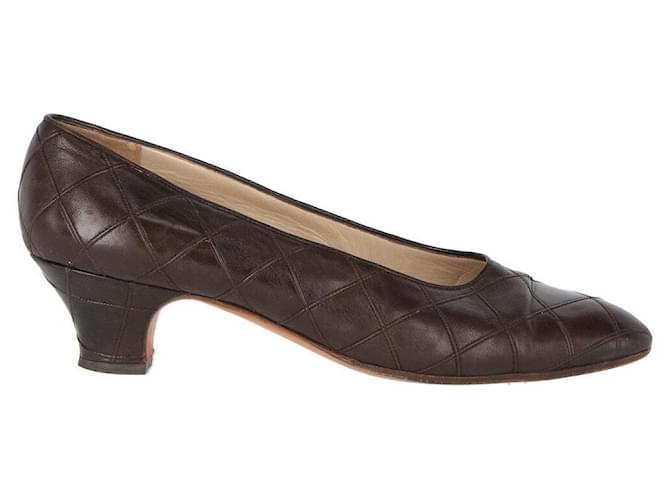 Chanel Brown Quilted Pumps Leather  ref.1547995