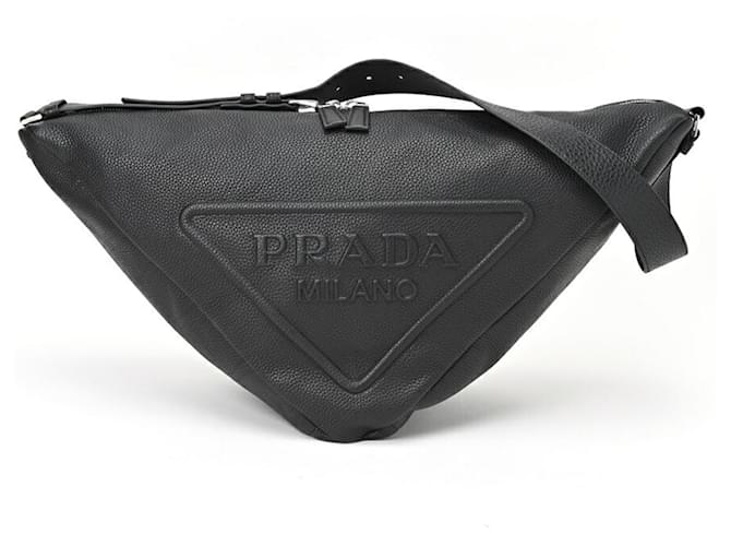 Prada Triangle Vitello Dino Leather Handbag Black  ref.1548025