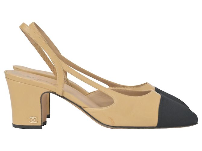 Timeless Chanel Slingback-Pumps aus beigem Leder