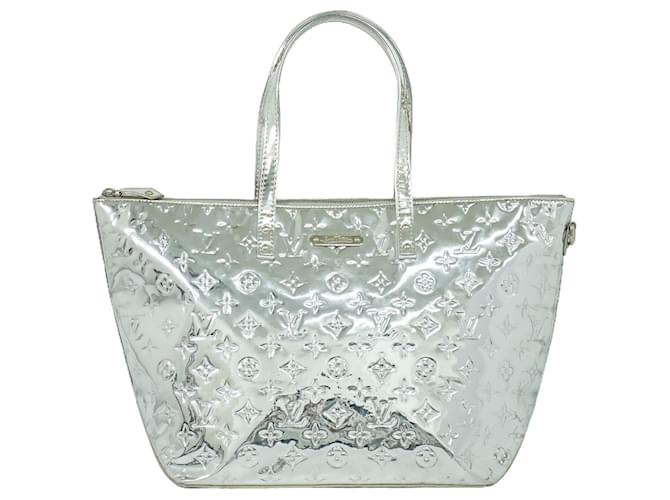 Louis Vuitton Bellevue Silber Polyurethan  ref.1548936