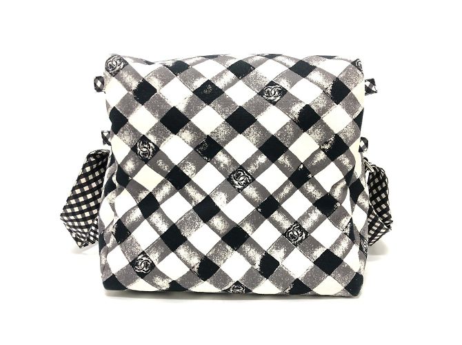 Borsa refrigerante Chanel Check Coco Mark Nero Bianco