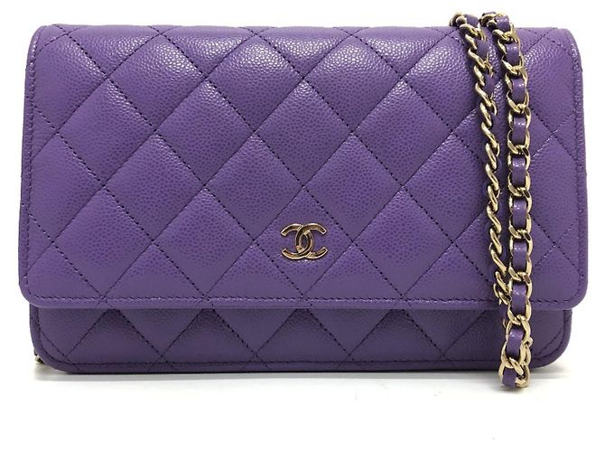 Bolsa de ombro Chanel Matelassé com corrente Roxo