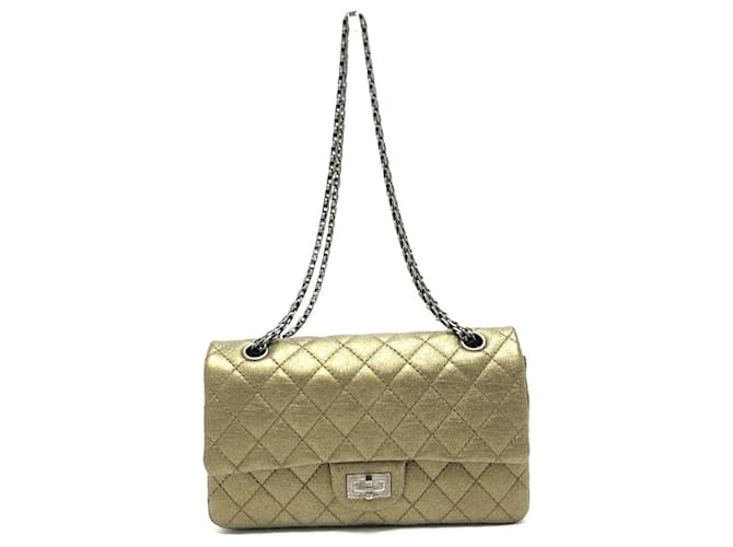 Bolsa de ombro matelassé Chanel 2.55 Bronze Couro  ref.1551645