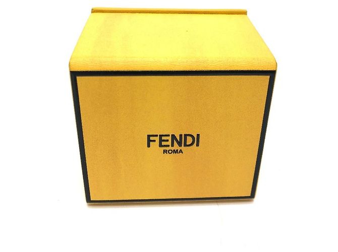 Fendi 7AR894 Chaveiro de couro Amarelo