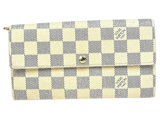 Louis Vuitton Portefeuille Sarah White White gold  ref.1552043