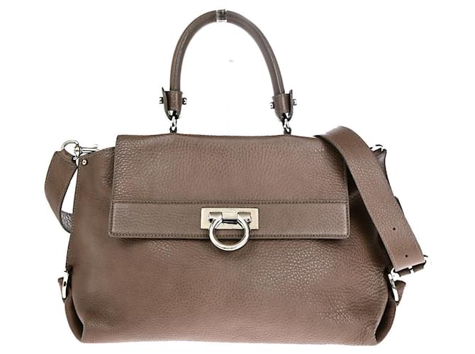 Salvatore Ferragamo Gancini Brown Leather  ref.1552172