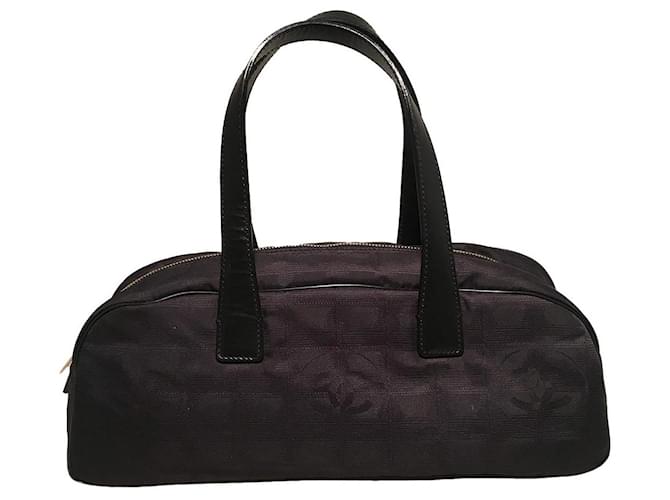 Timeless Bolsa de viagem em nylon preto Chanel  ref.1552507