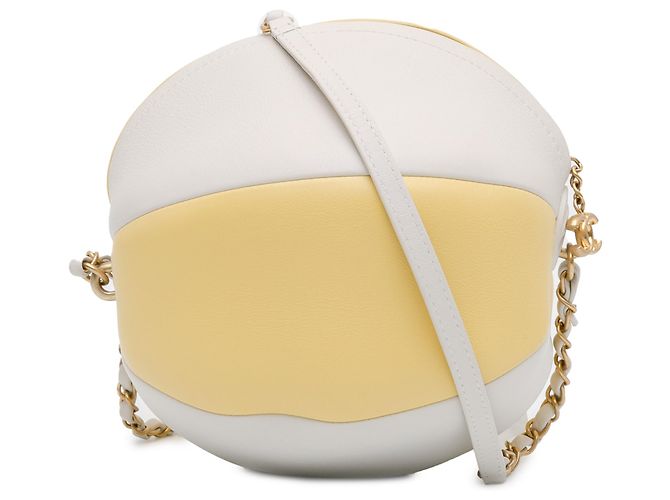 Bolsa Coco Beach Ball em couro de bezerro amarelo Chanel