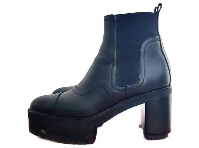 Hermès Punchy Hermes Ankle Boots Black