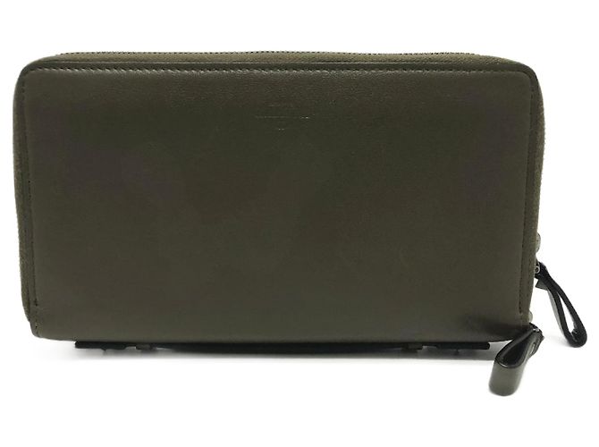Cartera larga Valentino Garavani Rock Studs