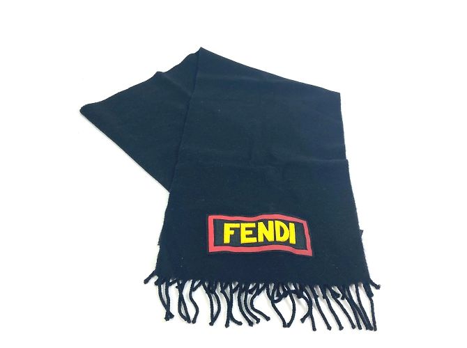Schal aus schwarzer Wolle Fendi