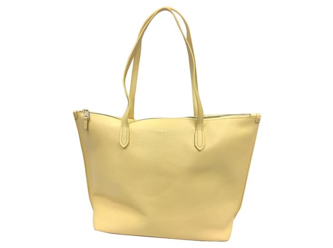 Sac fourre-tout en cuir Furla en jaune citron Doré  ref.1555418