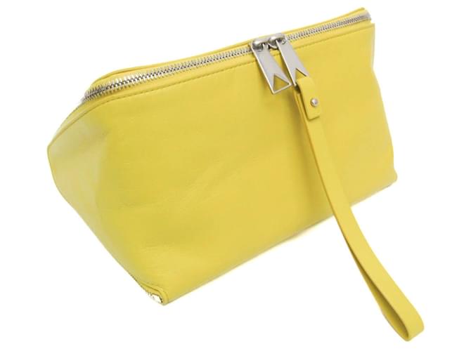 Pochette en cuir jaune Bottega Veneta  ref.1555481