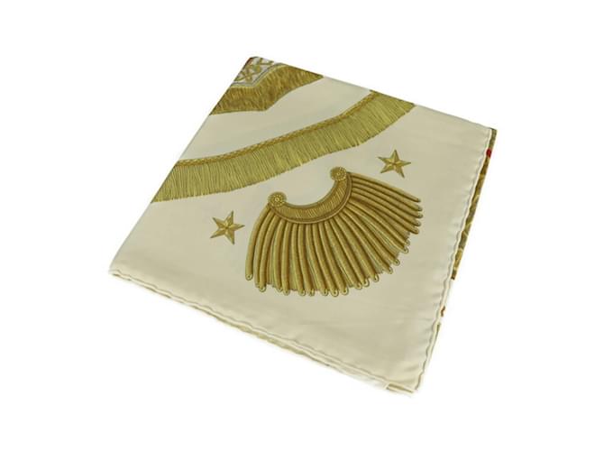 Hermès Sac de décoration en soie carré 90 Hermes Poste et Cavalerie Saber Multicolore Beige Doré  ref.1555914
