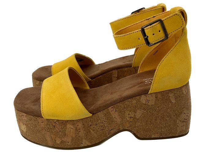 Autre Marque Sandalias de Tom T.US 7.5 Cuero Amarillo