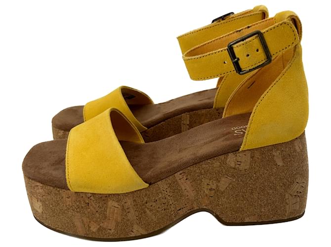 Autre Marque Tom's sandals T.US 7.5 Leather Yellow  ref.1556796