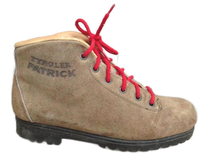 Autre Marque Botines Patrick de piel marrón claro