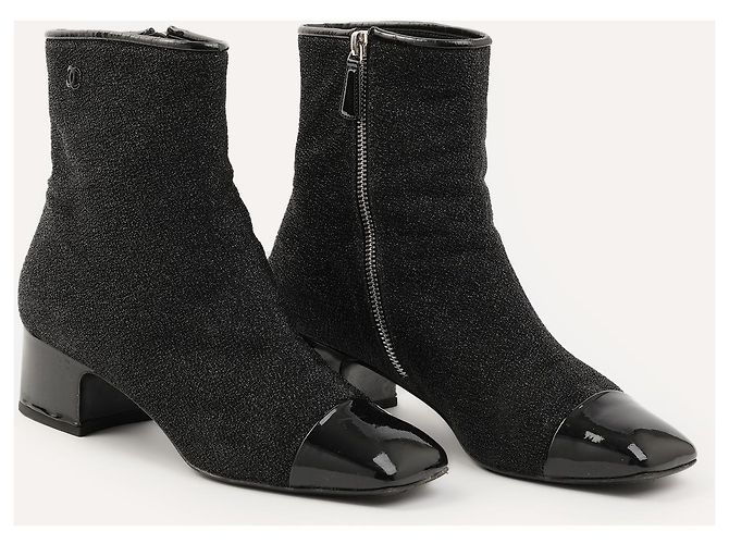 Timeless Botas CHANEL EU 38 de cuero charol Negro