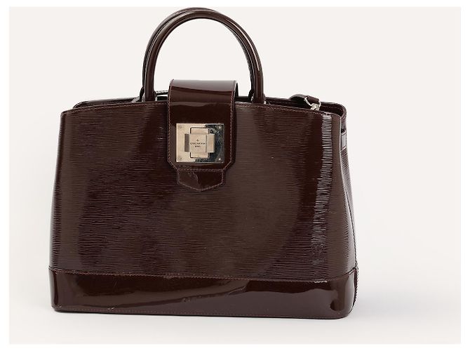 LOUIS VUITTON Bolsos de mano Cuero patentado Burdeos