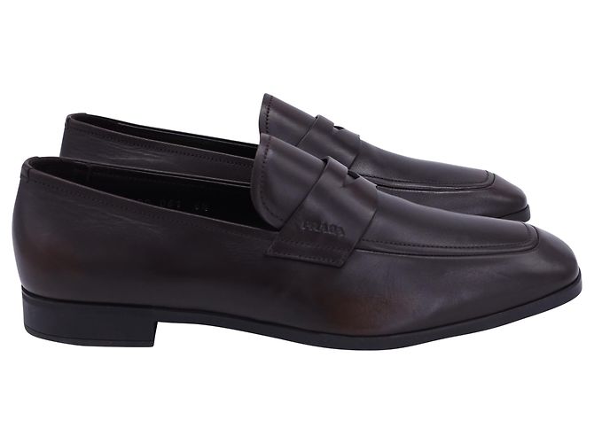 Prada Slipper aus braunem Leder
