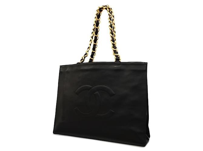 Logo CC de Chanel Cuir Noir  ref.1560114