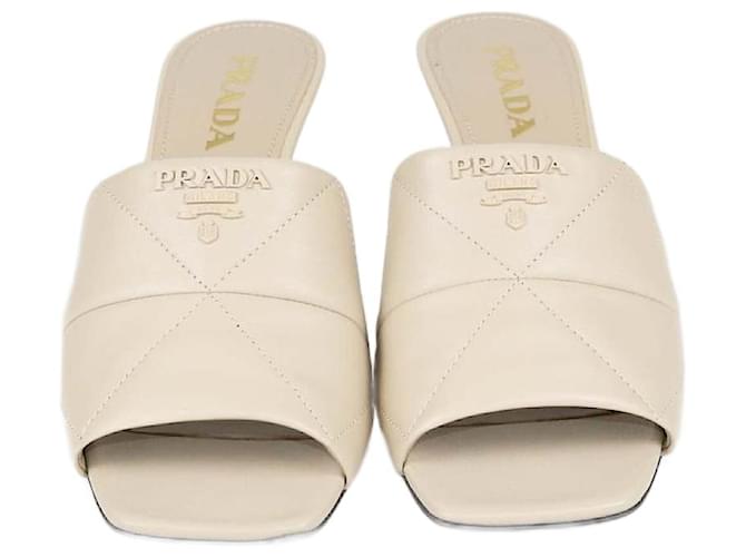 Prada Beige Quilted Slide Sandals Leather ref.1560894 - Joli Closet